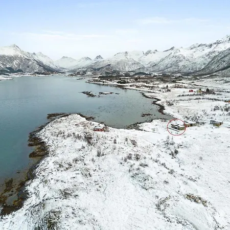 Lofoten Cabin, Glass Winter Garden, Sea-View Jacuzzi